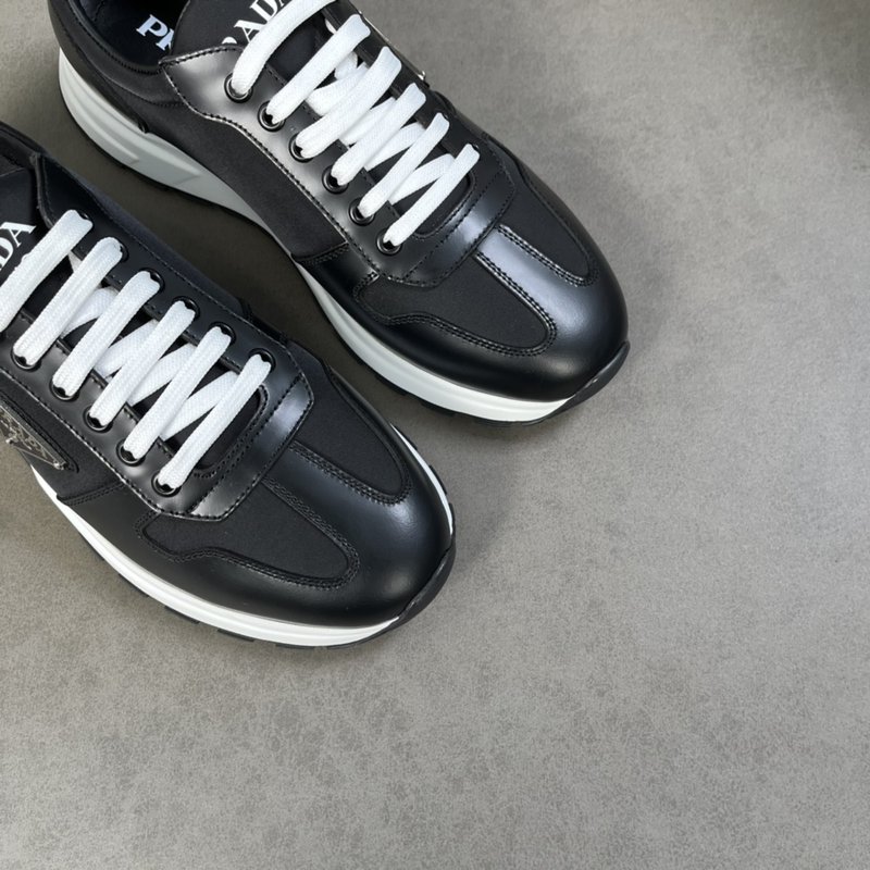 PRADA 남성 2022 춘하 클래식 캐주얼 운동화 001-179638