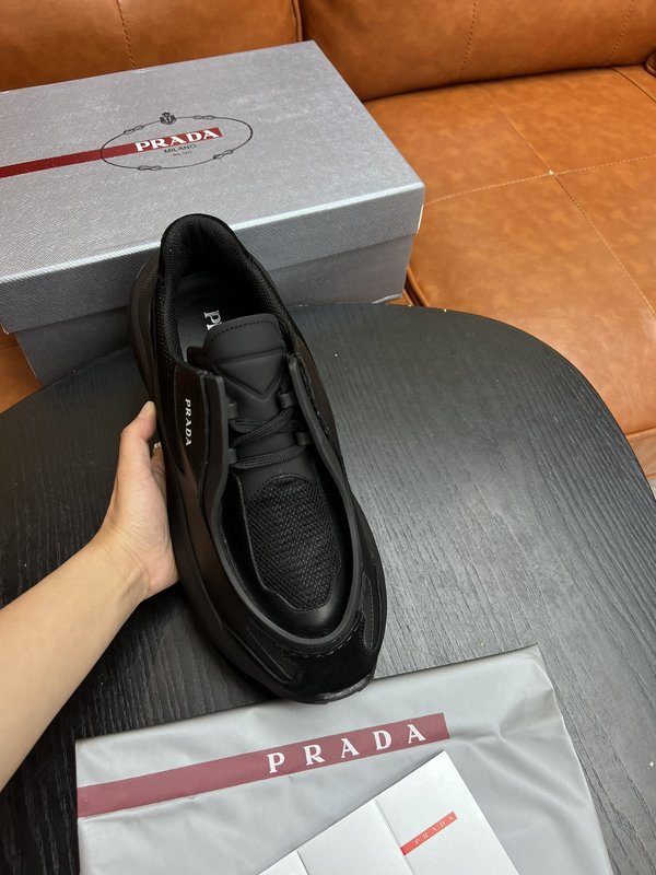 Prada 모던 클래식 수제 운동화 001-179667