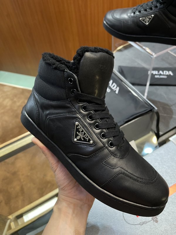 PRADA 프라다 겨울 울 하이톱 보온 운동화 001-179668