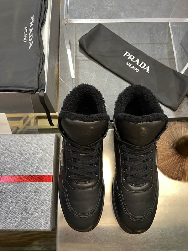 PRADA 프라다 겨울 울 하이톱 보온 운동화 001-179668