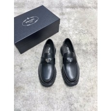 프라다 Prada 신규 소 가죽 신발 001-179674