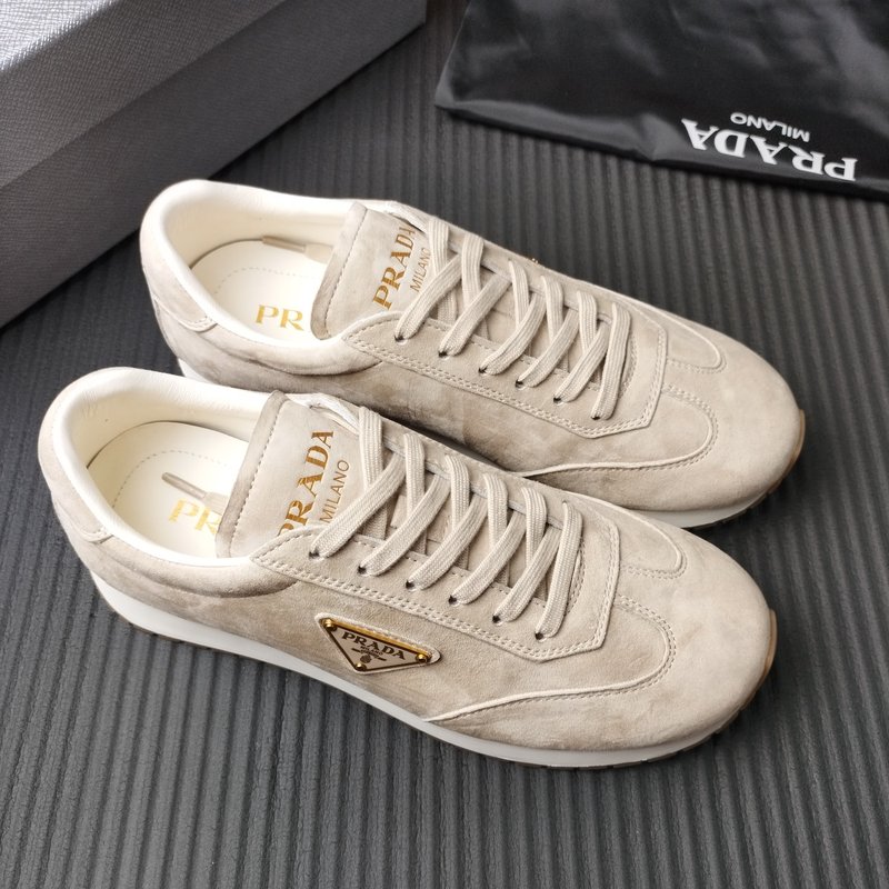 프라다 PRADA 앱리콧 스웨이드 슈즈 001-179711