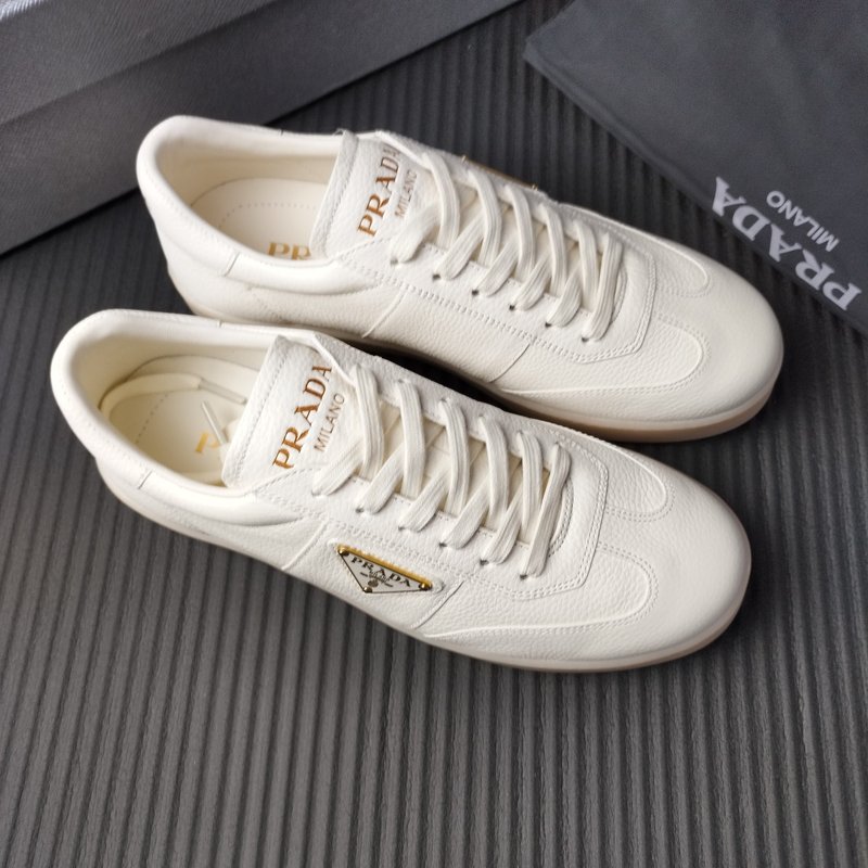 PRADA 프라다 흰 살구 가죽 구두 001-179714