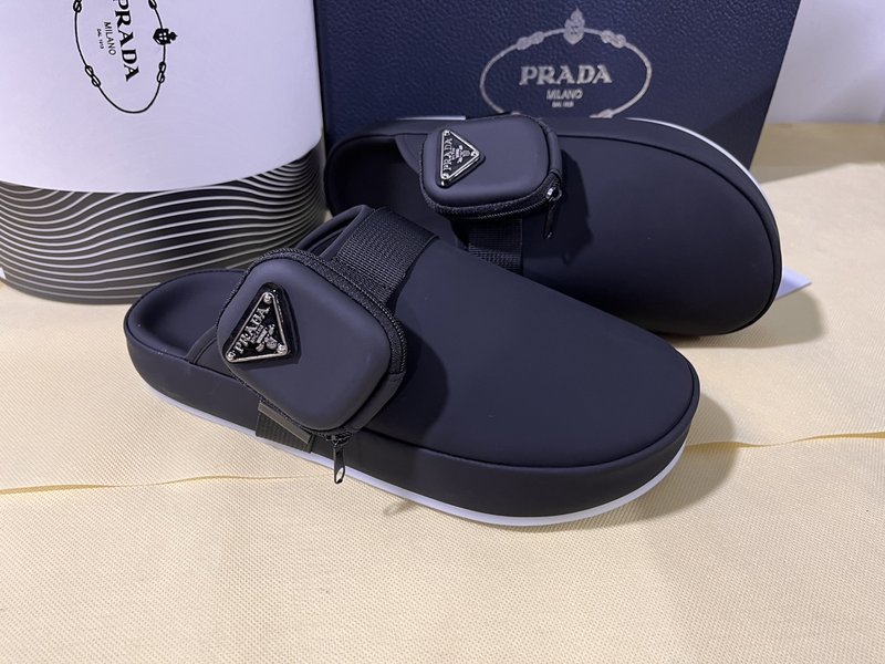 PRADA 클래식 토캡 반슬리퍼 001-179727