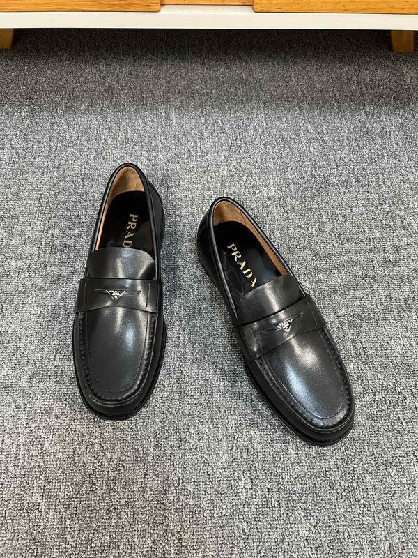 프라다 Prada 남성 소가죽 구두 001-179742