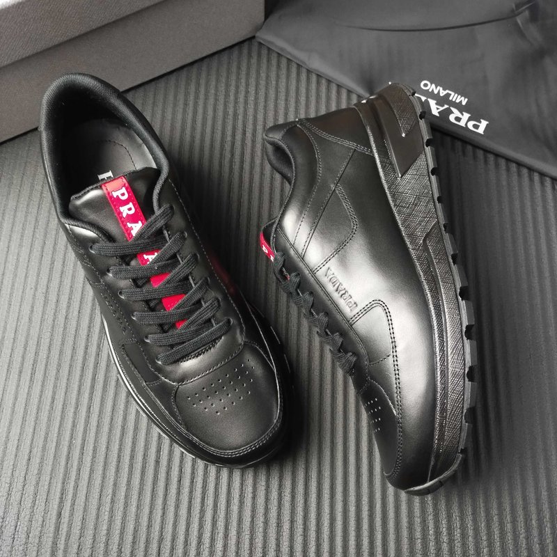 PRADA 블랙 가죽 신발 001-179795