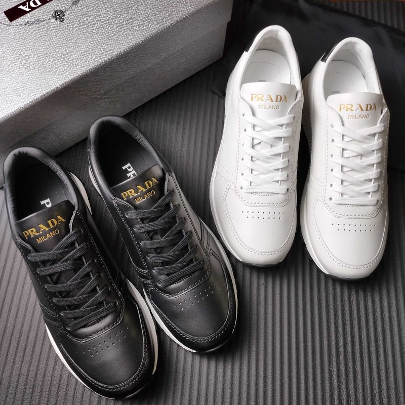 PRADA 블랙 가죽 캐주얼 운동화 001-179896