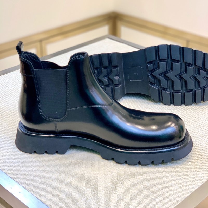 PRADA 클래식 라운드 토 남성 가죽 부츠 001-179913