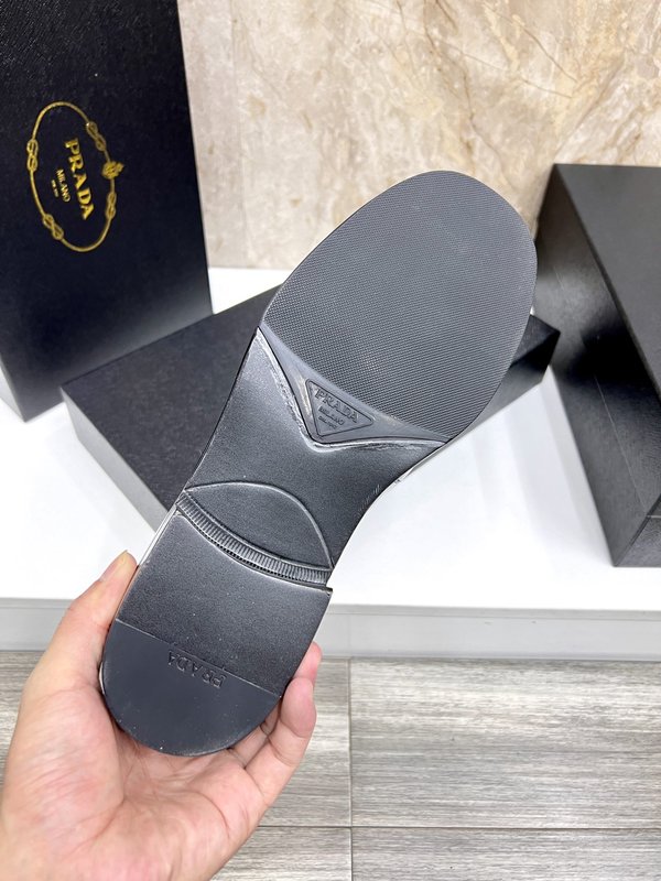Prada 남성 비즈니스 로퍼 구두 001-179940