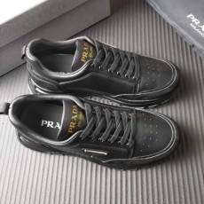 프라다 PRADA 블랙 레더 운동화 001-179955