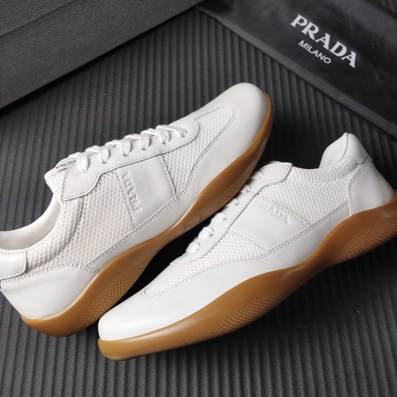 PRADA 프라다 화이트 운동 캐주얼 슈즈 001-179964