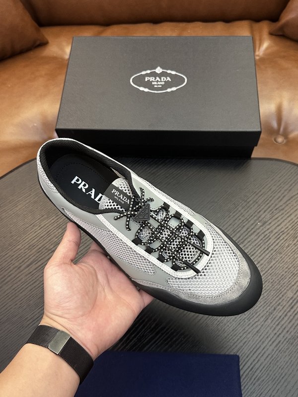 Prada 프라다 남성 나일론 운동화 001-179981