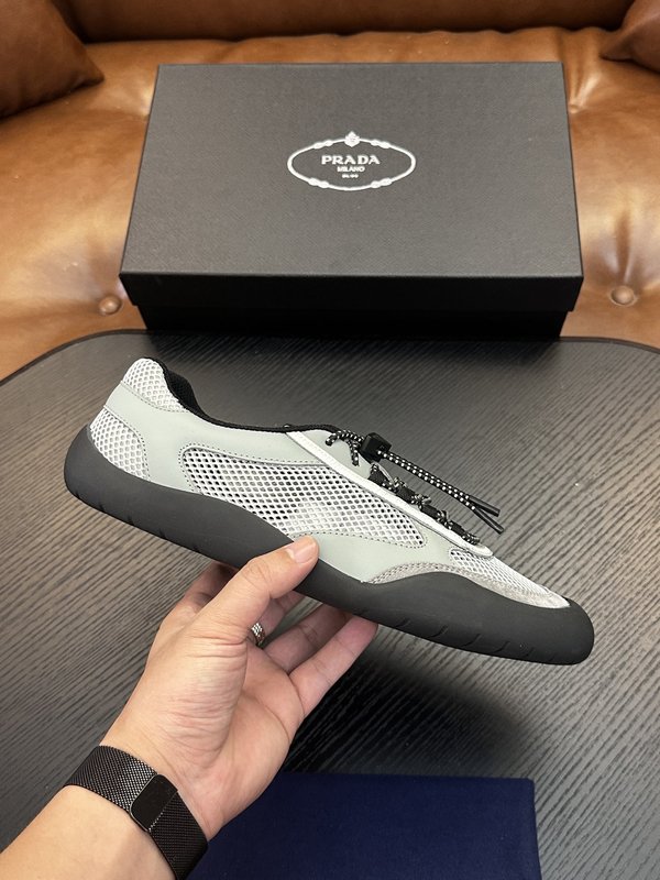Prada 프라다 남성 나일론 운동화 001-179981
