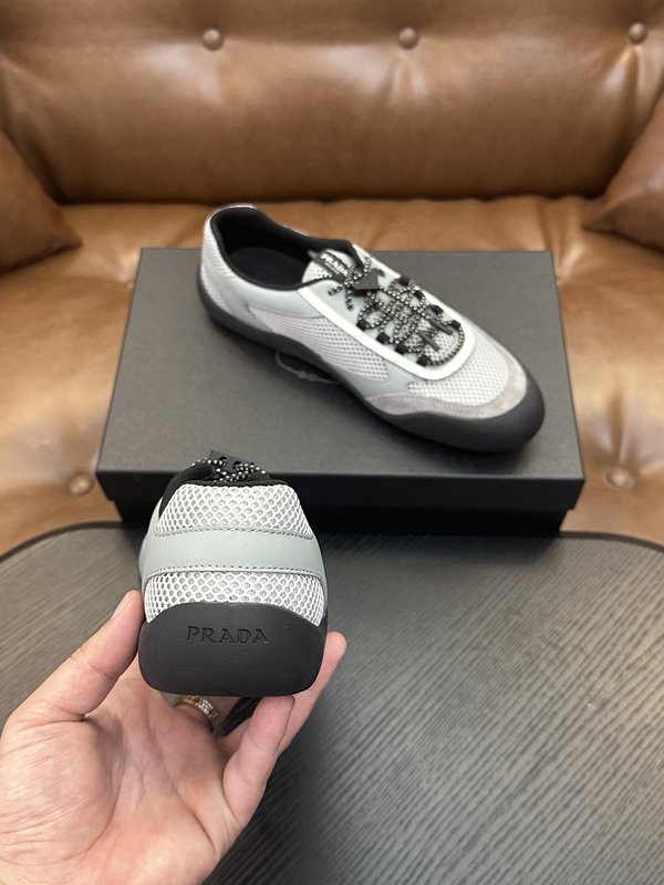 Prada 프라다 남성 나일론 운동화 001-179981