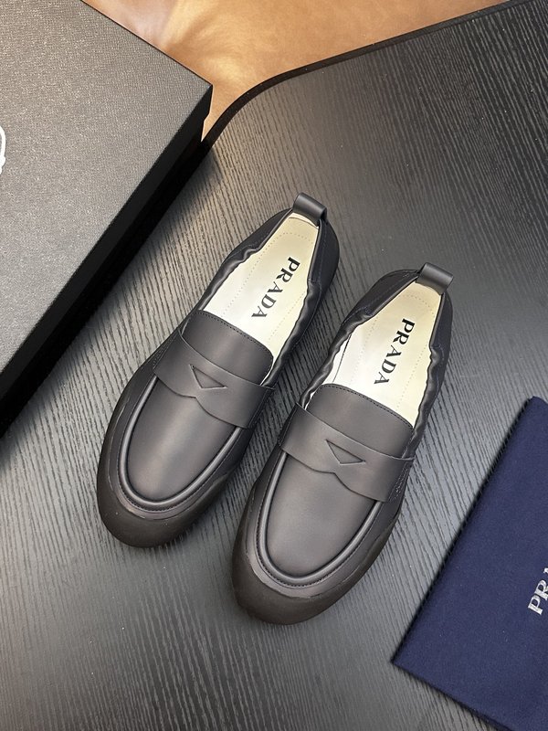 Prada 프라다 남성 나일론 운동화 001-179985