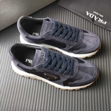 PRADA 프라다 진한 파란색 스웨이드 운동화 001-180014