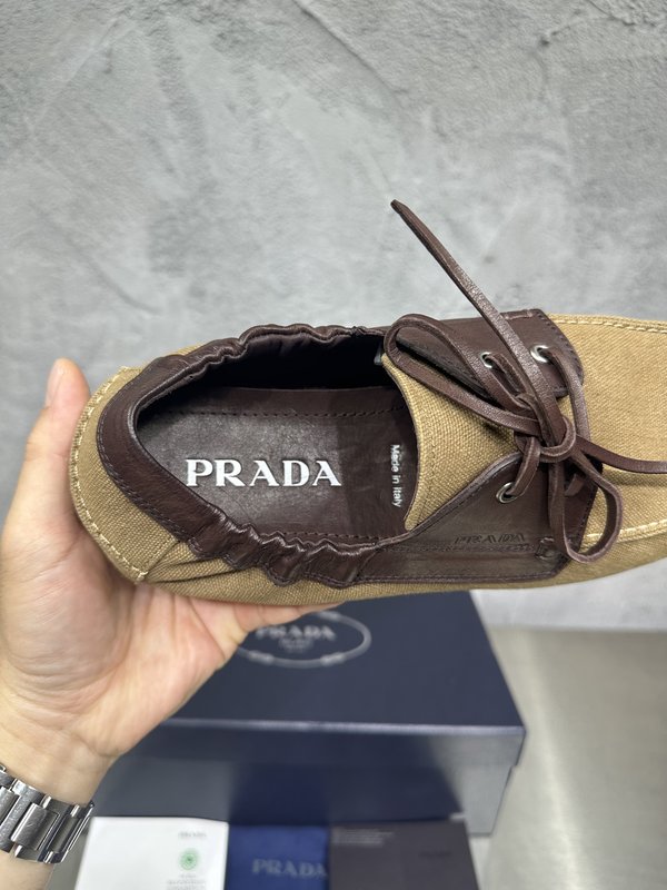 PRADA 레트로 남성 스플라이스 워시드 캐주얼 슈즈 001-180021