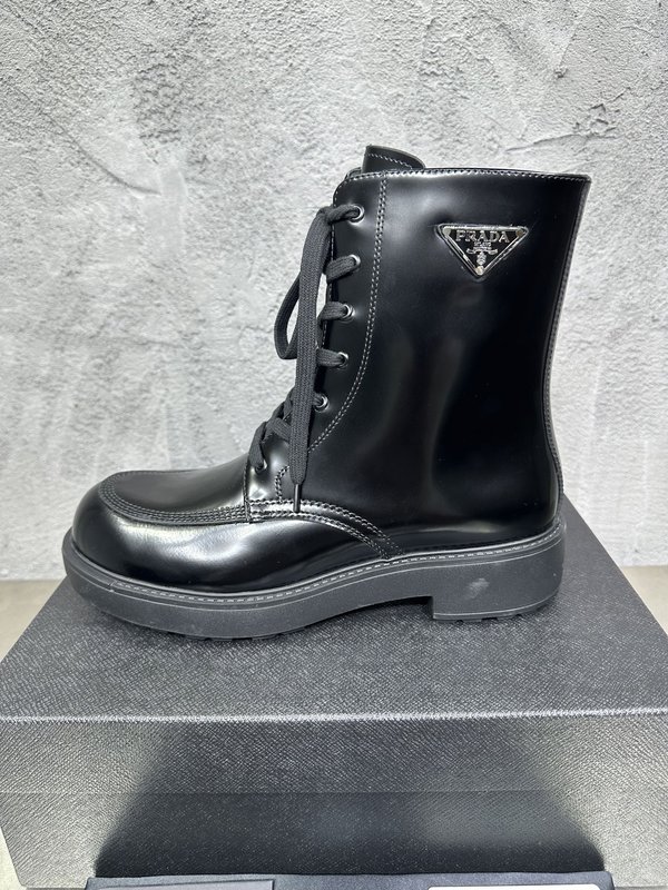 PRADA 레이스 업 가죽 나이트 부츠 001-180024