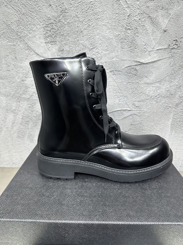 PRADA 레이스 업 가죽 나이트 부츠 001-180024