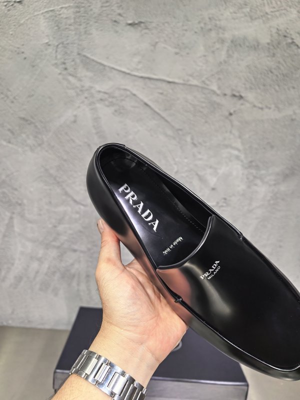 PRADA 남성 클래식 빈티지 몽크 로퍼 구두 001-180026