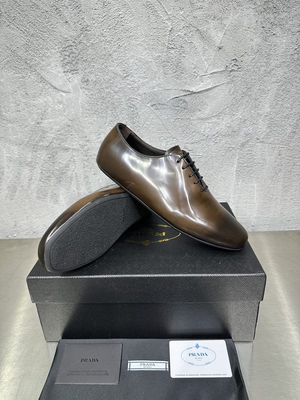 PRADA 빈티지 남성 가죽 캡토우 뮬 슬리퍼 001-180029