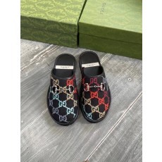 구찌 남성 말비트 GG 자수 클로즈드 토 슬리퍼 001-180056