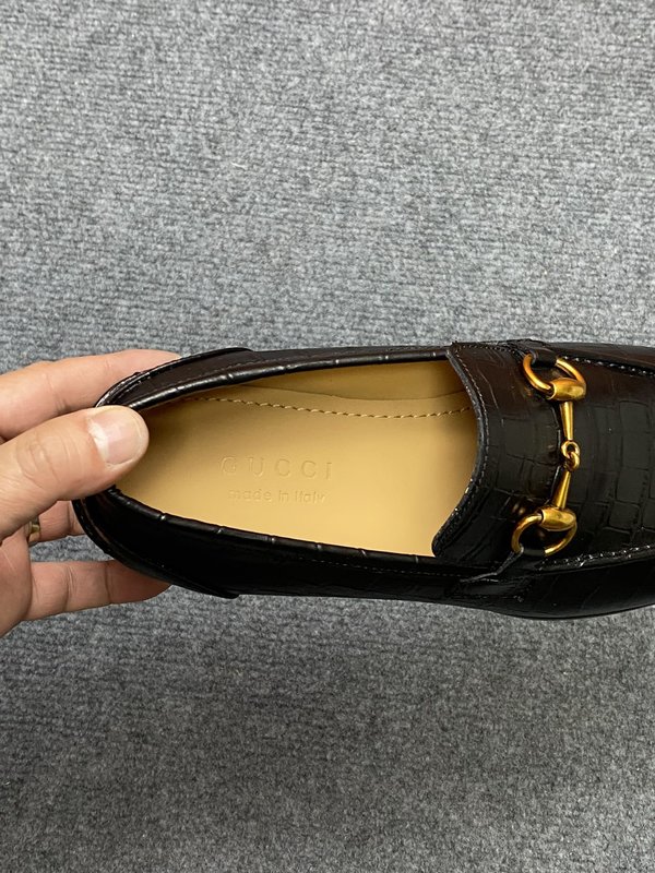 GUCCI 구찌 가죽 바닥 수입 소가죽 구두 001-180060