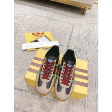 아디다스 x 구찌 Gazelle 커플 운동화 001-180063