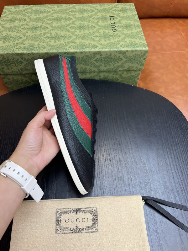 Gucci 빈티지 캐주얼 운동화 남성화 001-180067
