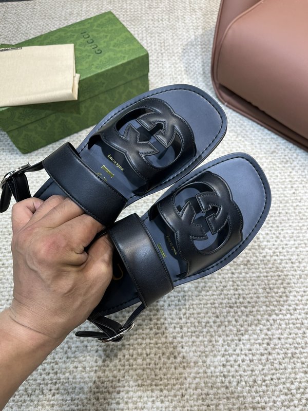GUCCI 여름 남성 소가죽 슬리퍼 001-180076