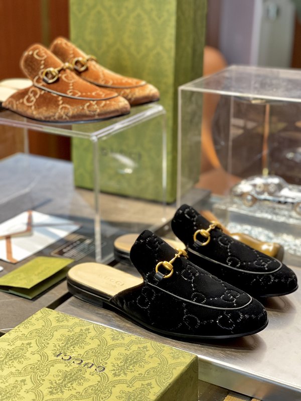 GUCCI 남성 여름 뮬 슬리퍼 001-180078
