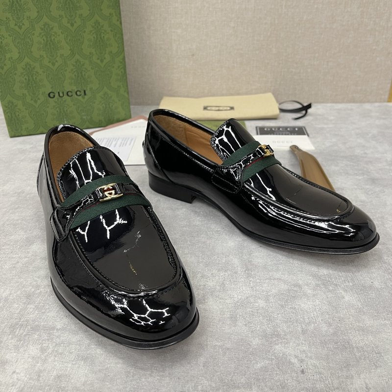 GUCCI 말비트 장식 남성 로퍼 001-180092