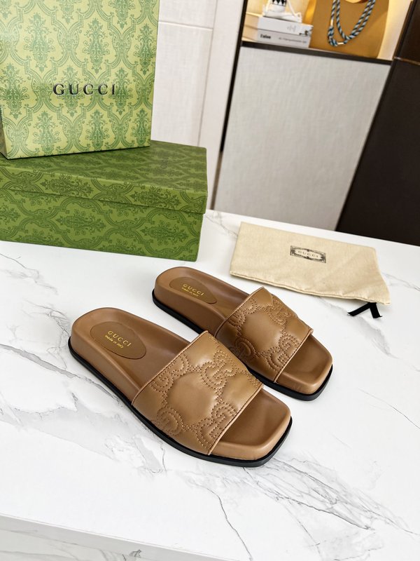 구찌 GUCCI 신상 수입 양가죽 슬리퍼 001-180120