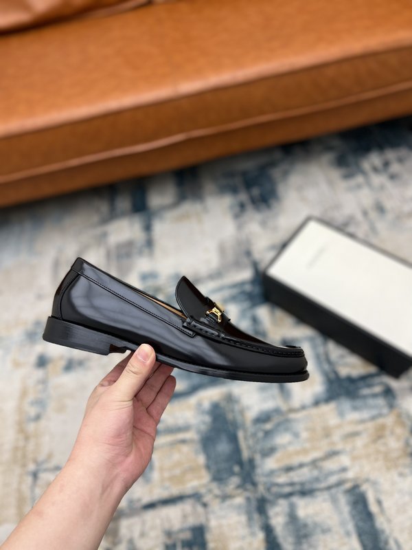 Gucci 남성 정장 로퍼 소가죽 더블 G 로고 001-180148