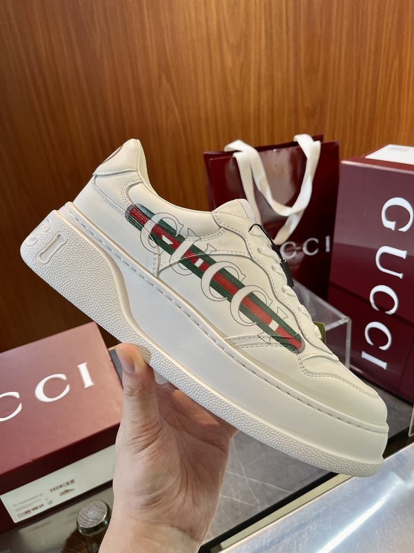 GUCCI 구찌 남녀공용 두꺼운 바닥 운동화 001-180155