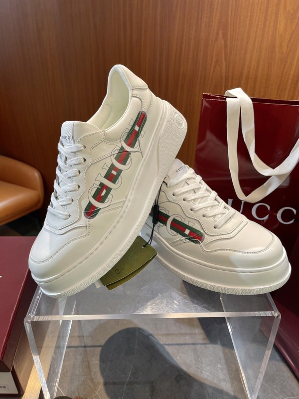 GUCCI 구찌 남녀공용 두꺼운 바닥 운동화 001-180155