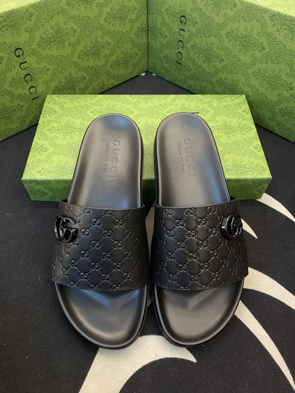 Gucci 2024 년 신상 슬리퍼 001-180167
