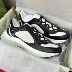 Gucci Run 5D 프린팅 레더 런닝화 001-180190