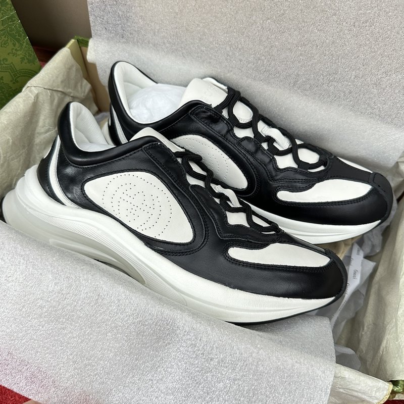 Gucci Run 5D 프린팅 레더 런닝화 001-180190
