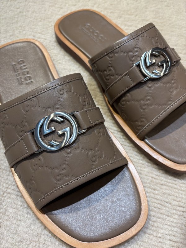 구찌 Gucci 남성 더블 G 로고 샌들 001-180214