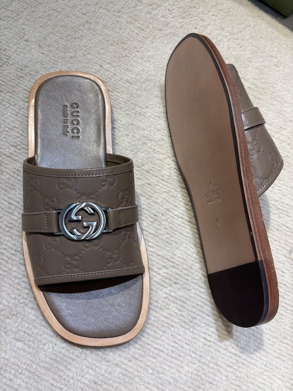 구찌 Gucci 남성 더블 G 로고 샌들 001-180214