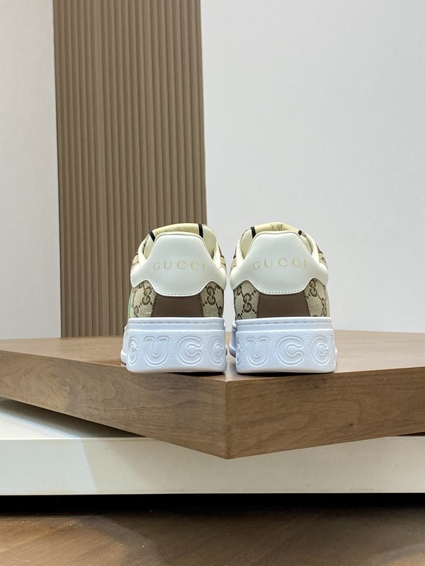 Gucci 구치 나파 가죽 자수 스니커즈 001-180278