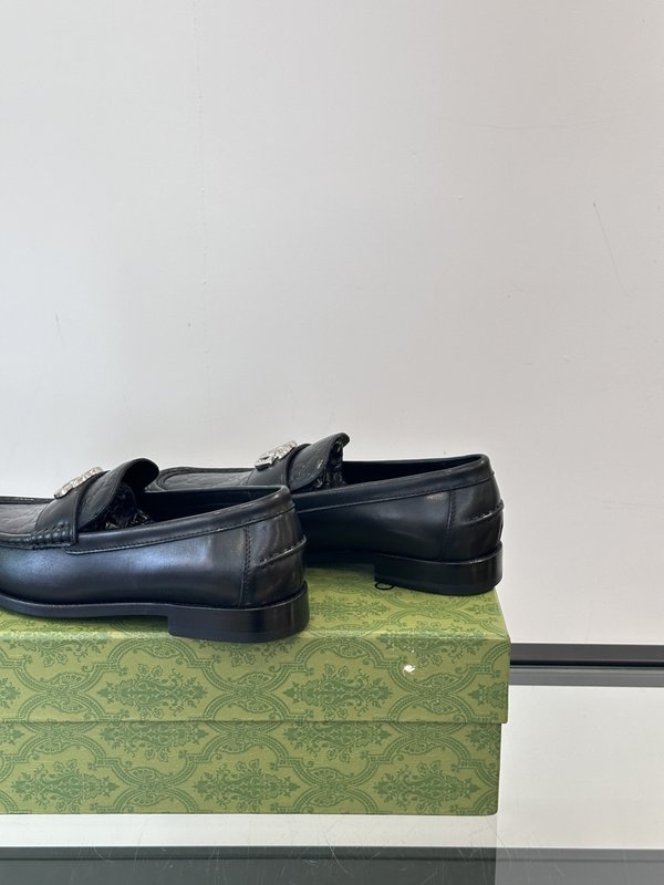 Gucci 진피 남성 캐주얼 구두 001-180307