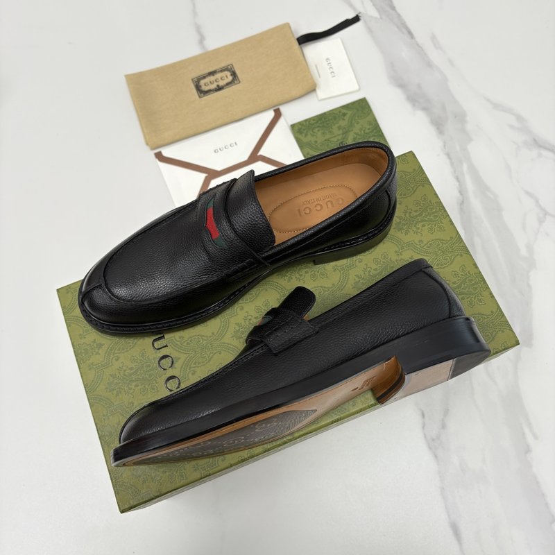 GUCCI 남성 심플 로퍼 구두 001-180339