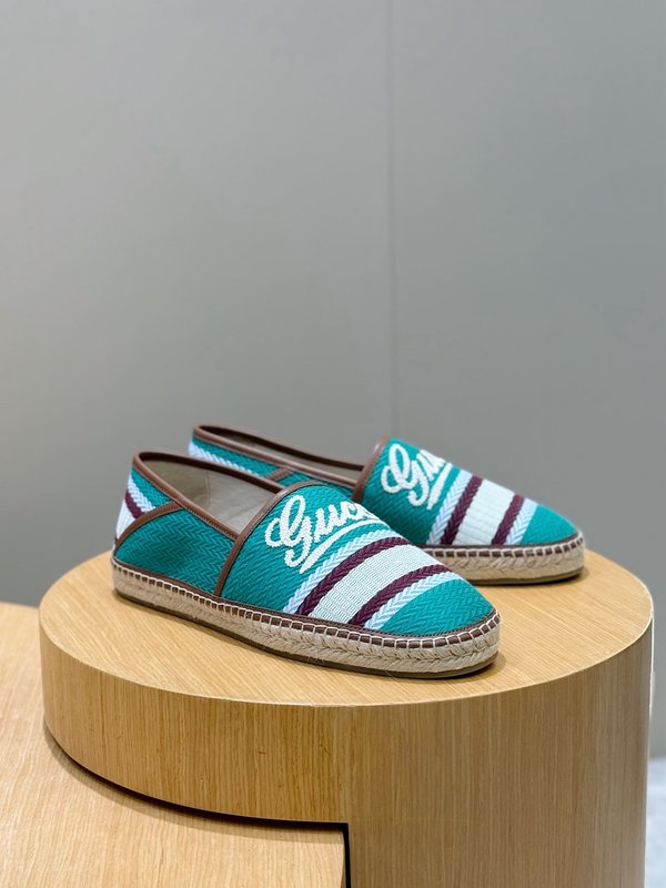 GUCCI 이탈리아 스웨이드 에스파드리플 001-180365