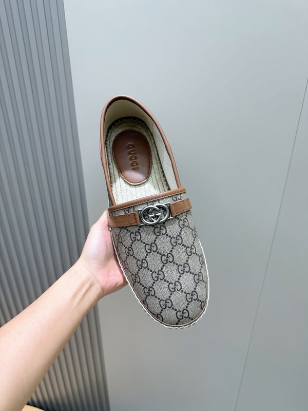 Gucci 이탈리아 스웨이드 피셔맨 슈즈 001-180368