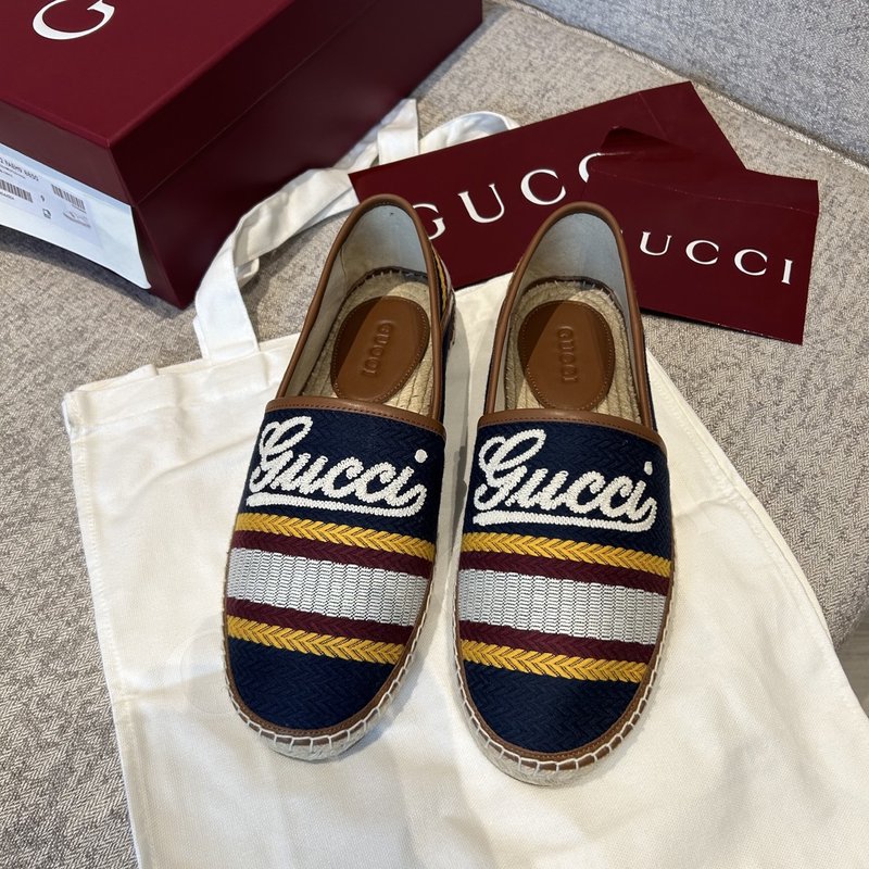 GUCCI 구찌 스트라이프 캐주얼 로퍼 001-180374
