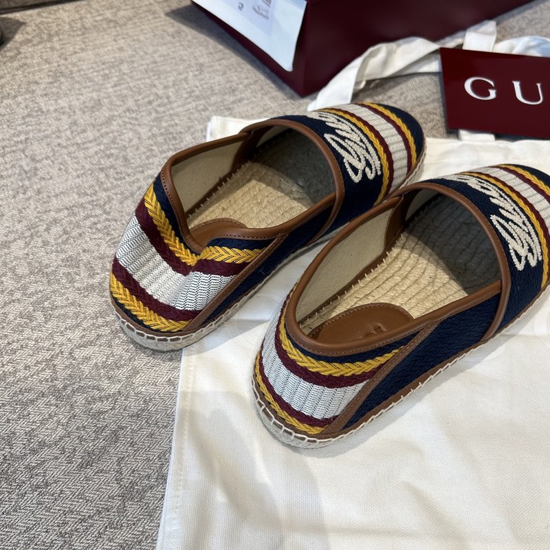 GUCCI 구찌 스트라이프 캐주얼 로퍼 001-180374