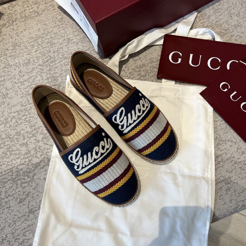 GUCCI 구찌 스트라이프 캐주얼 로퍼 001-180374