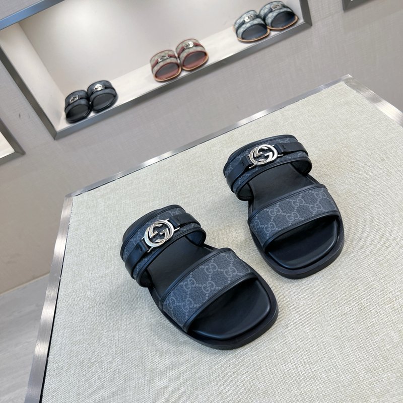Gucci 오리지널 소재 가죽 슬리퍼 001-180385
